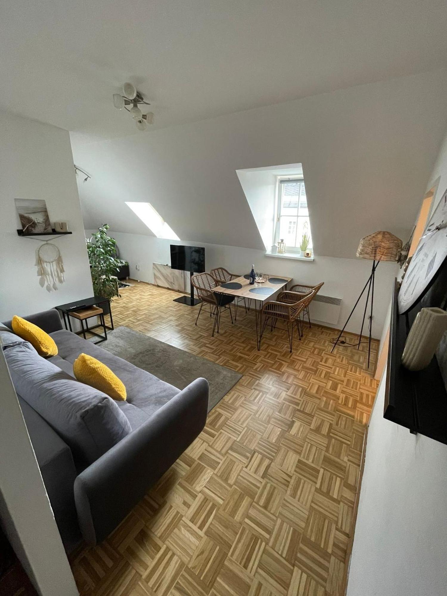 Bullsliving Seeapartment 5 Velden am Woerthersee Exterior photo
